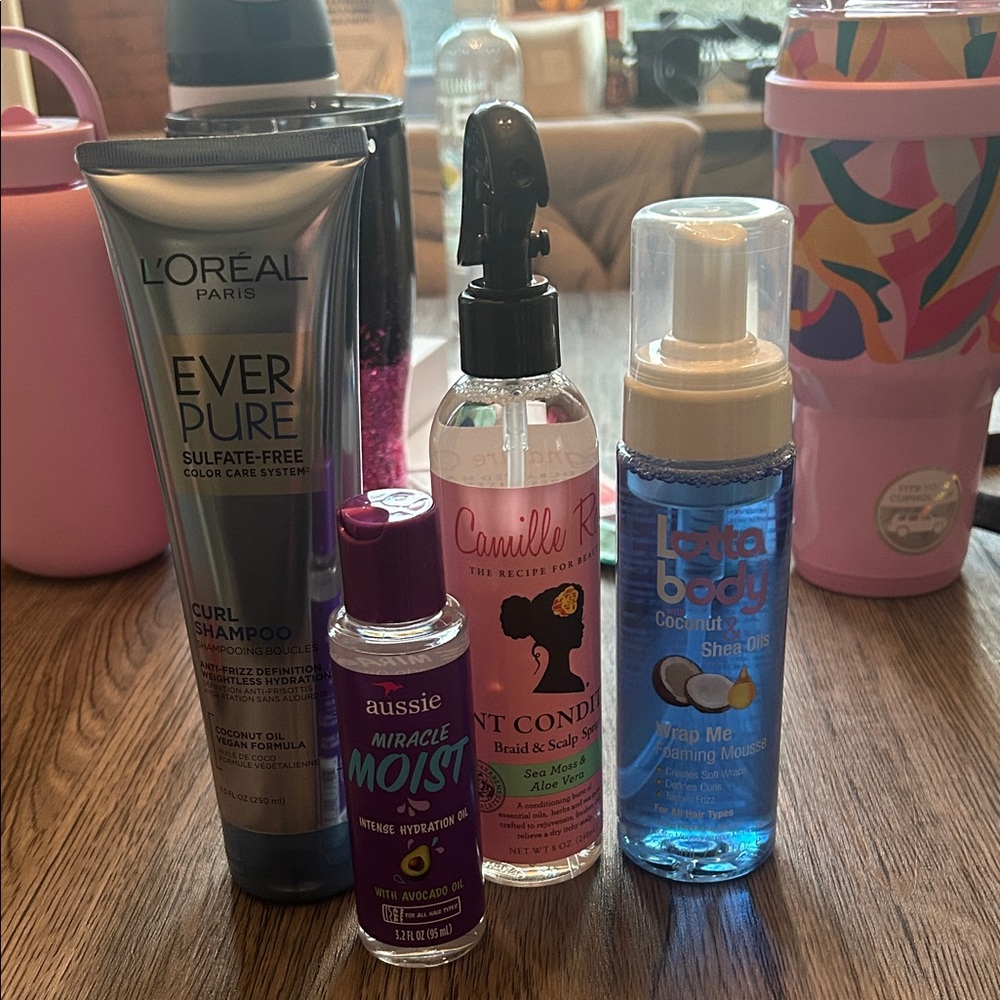 ✨💕 BRAND NEW Hair Care Bundle -
6 Items ✨💕